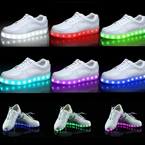 Sepatu kets LED