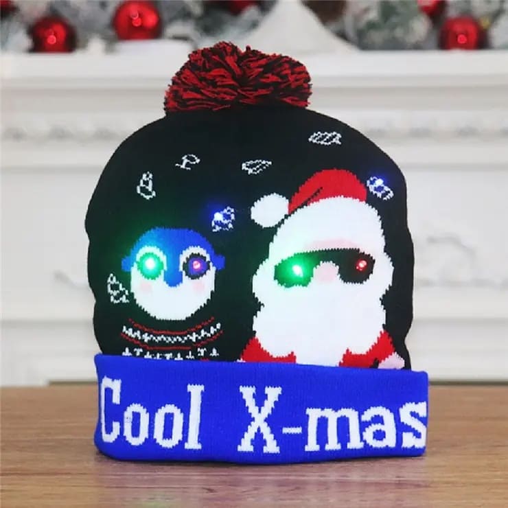 Topi musim dingin dengan pom-pom Natal bercahaya dengan bohlam LED - COOL X-MAS