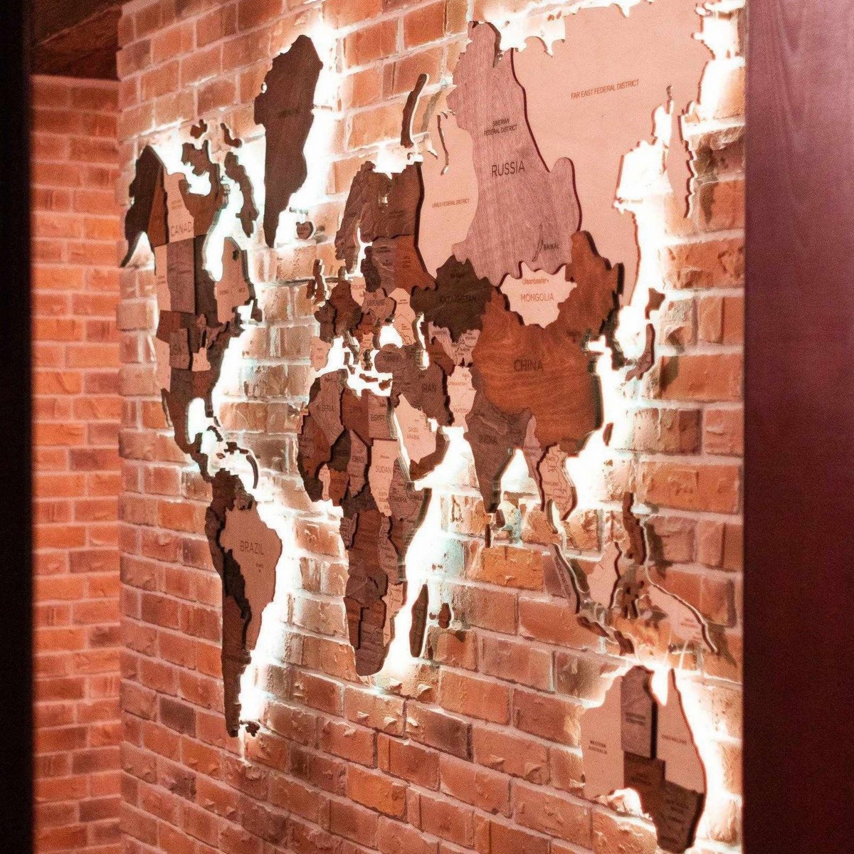 Seni dinding peta dunia kayu dengan lampu led