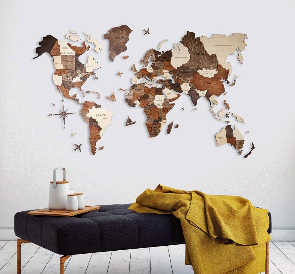 Lukisan 3D di peta dunia dinding kayu