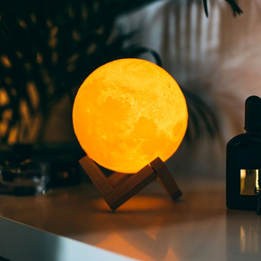 Bulan 3D - sentuh lampu ke kamar tidur